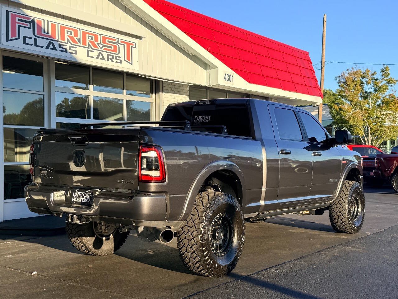 Used 2022 RAM 3500 Limited AWD/4WD image 3