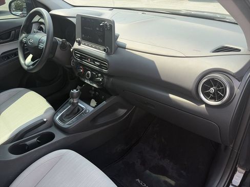 Used 2023 Hyundai Kona SEL FWD image 32
