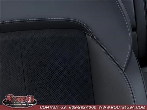 New 2026 Jeep Grand Cherokee L 4WD image 21