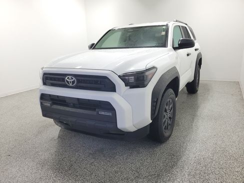 Used 2025 Toyota 4Runner SR5 RWD image 3