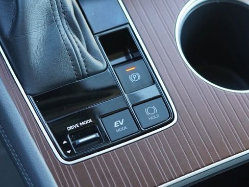 Certified 2022 Toyota Sienna XLE w/ XLE Plus Package image 32