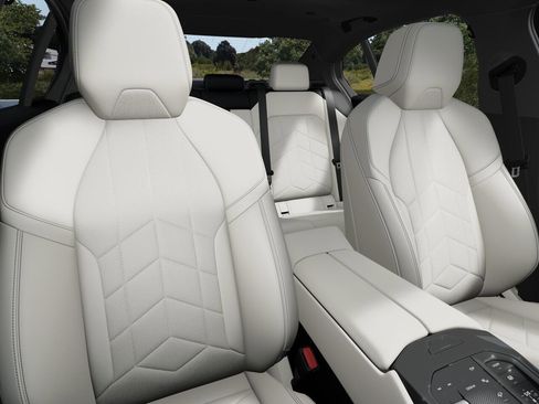 New 2027 BMW 530i xDrive AWD/4WD image 11