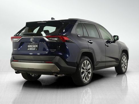 Used 2025 Toyota RAV4 Limited image 5