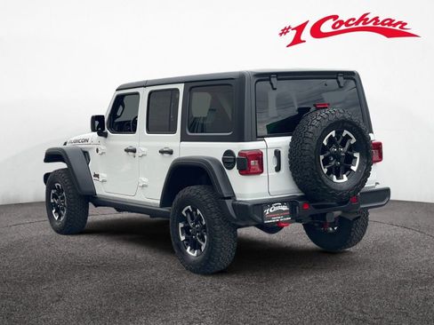 Used 2025 Jeep Wrangler Unlimited Rubicon AWD/4WD image 5