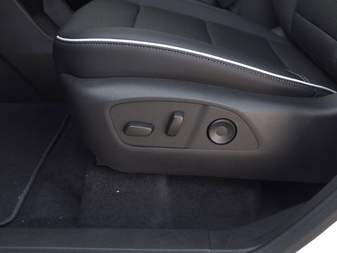 New 2026 Buick Enclave Sport Touring w/ Power Package image 11