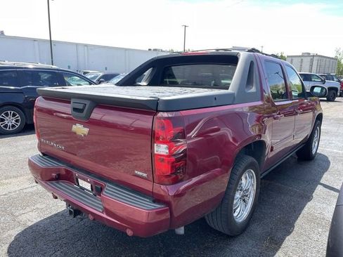 Used 2007 Chevrolet Avalanche LTZ w/ LTZ Preferred Equipment Group AWD/4WD image 14