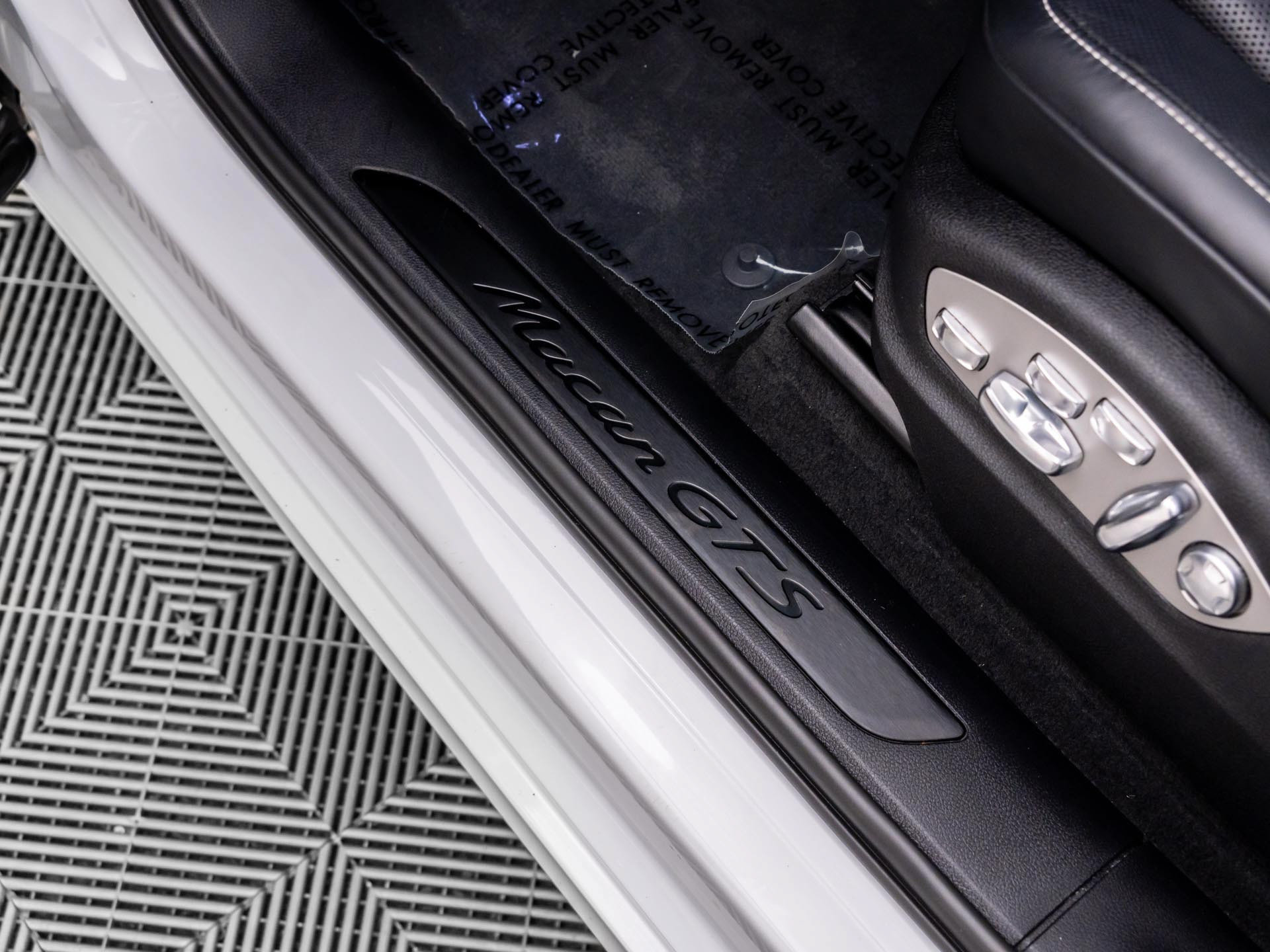 Certified 2023 Porsche Macan GTS AWD/4WD image 15