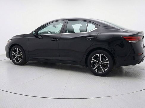 Used 2025 Nissan Sentra SV FWD image 6
