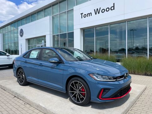 Used 2026 Volkswagen Jetta GLI Autobahn FWD image 64