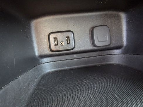 Used 2018 Chevrolet Equinox LT w/ Sun & Infotainment Package image 19