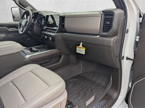 New 2026 GMC Sierra 2500 SLT w/ Texas SLT Premium Package image 16