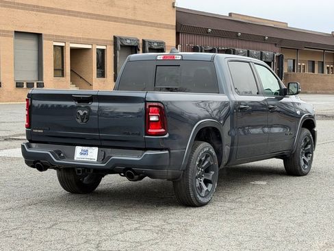 New 2026 RAM 1500 4x4 Crew Cab image 7