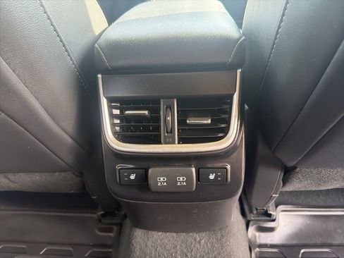 Used 2020 Subaru Outback Limited w/ Popular Package #2 image 27