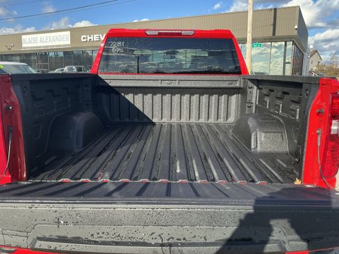 New 2026 Chevrolet Silverado 1500 Custom w/ Rally Edition image 5