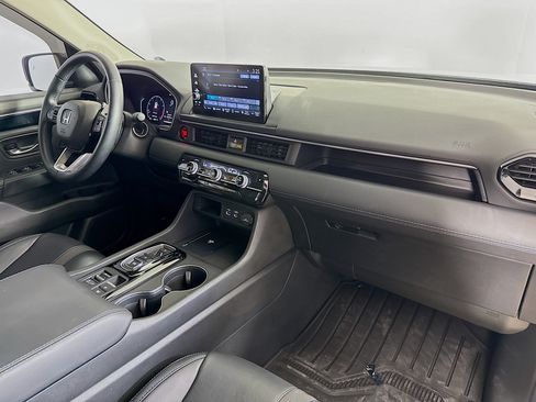 Used 2025 Honda Pilot EX-L image 36