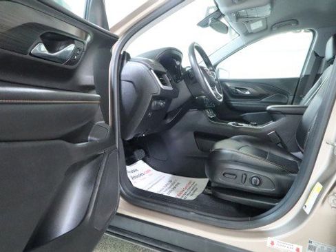 Used 2018 GMC Terrain SLT image 9