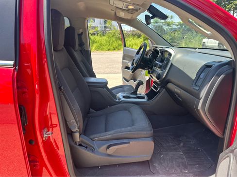 Used 2020 Chevrolet Colorado LT AWD/4WD image 18
