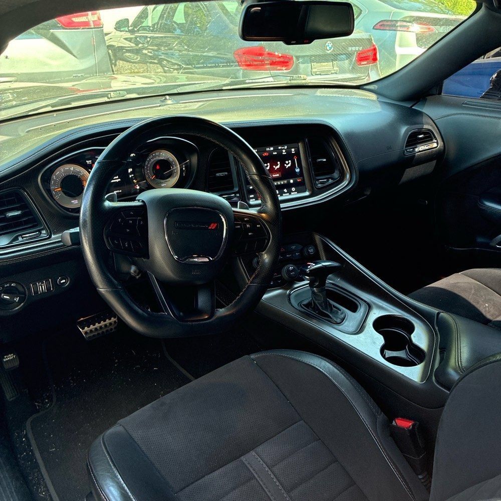 Used 2020 Dodge Challenger R/T RWD image 7