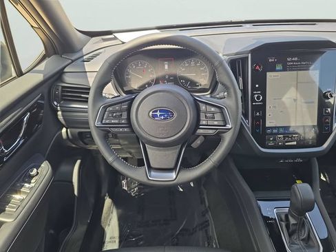 Used 2025 Subaru Forester Limited AWD/4WD image 9