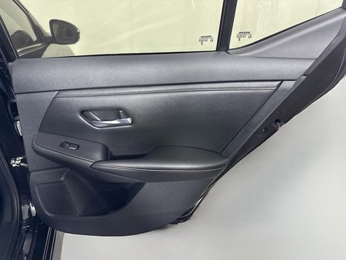 Used 2023 Nissan Sentra SR w/ Midnight Edition Package image 28