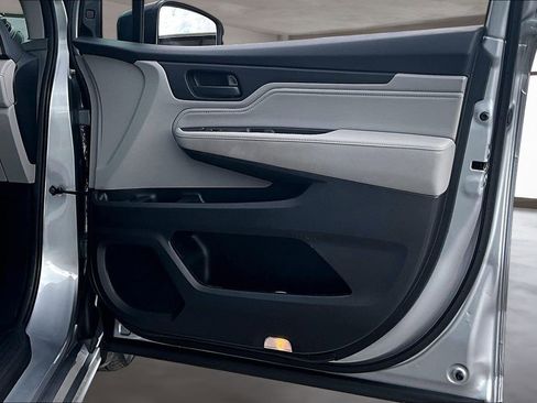 Used 2020 Honda Odyssey Touring image 29