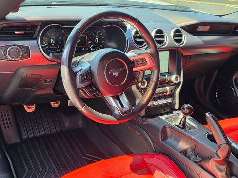 Used 2019 Ford Mustang GT Premium w/ Equipment Group 401A RWD image 11