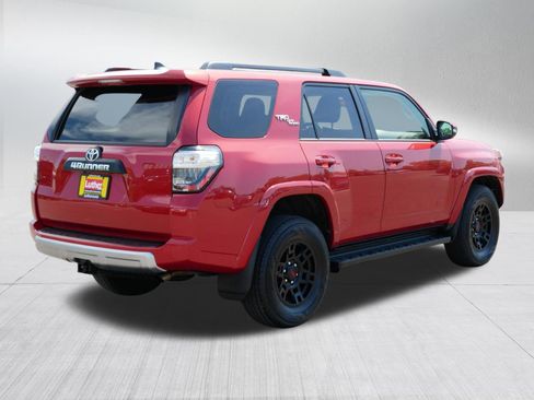 Used 2024 Toyota 4Runner TRD Off-Road Premium AWD/4WD image 7