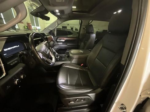 Used 2022 GMC Sierra 1500 Denali w/ Denali Reserve Package AWD/4WD image 4