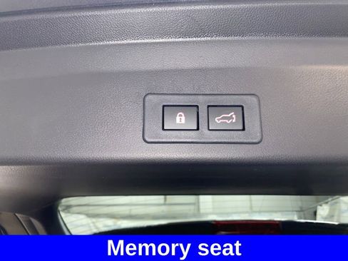 Certified 2023 Subaru Ascent Limited w/ Technology Package AWD/4WD image 18