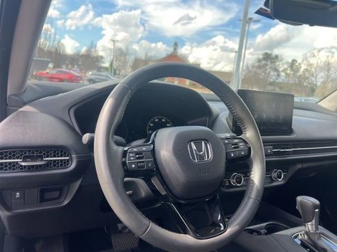 Certified 2024 Honda HR-V EX-L image 17