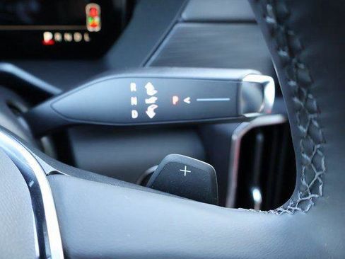 New 2026 GMC Acadia Elevation image 36