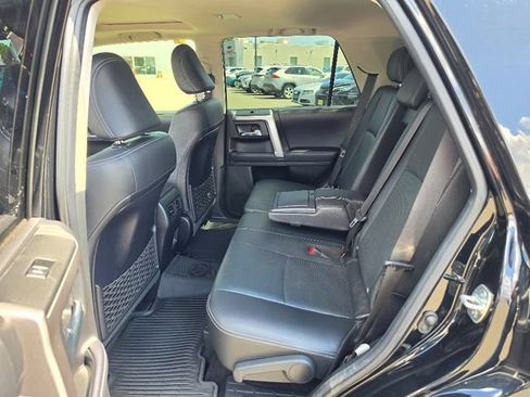 Used 2022 Toyota 4Runner Limited AWD/4WD image 22