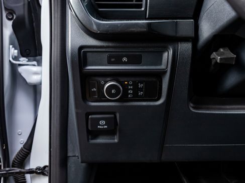 Used 2025 Ford F150 STX w/ Equipment Group 200A image 19