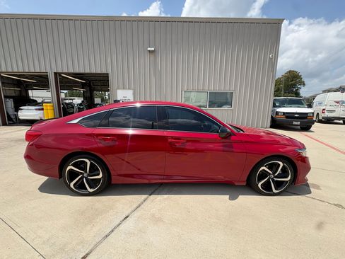 Certified 2021 Honda Accord Sport image 9