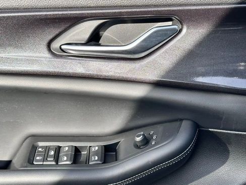 Used 2023 Jeep Grand Cherokee L Altitude image 15