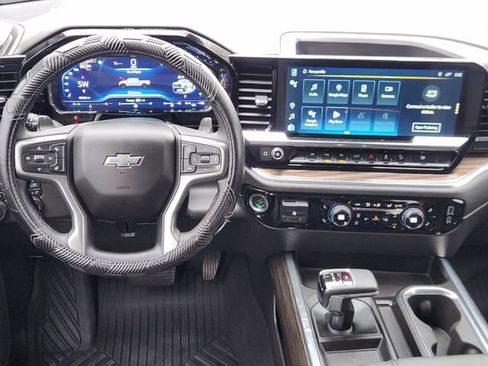 Used 2024 Chevrolet Silverado 1500 LT Trail Boss w/ LT Trail Boss Premium Package image 24