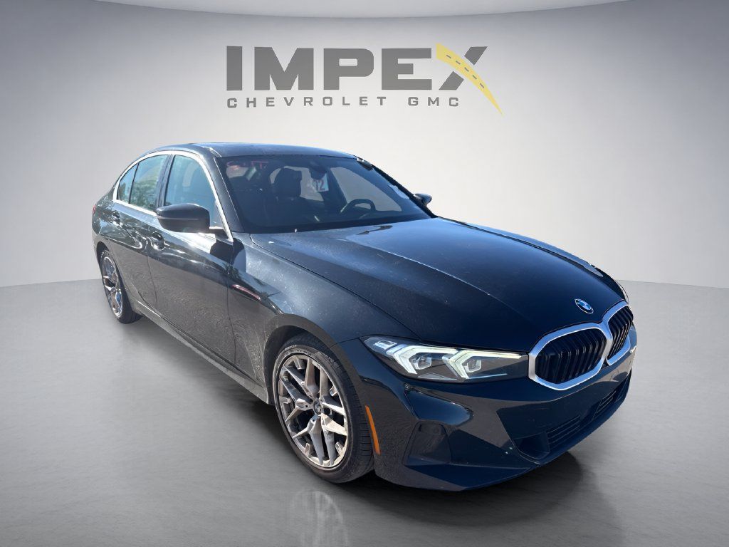 Used 2025 BMW 330i Sedan RWD image 7