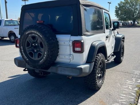 Used 2019 Jeep Wrangler Sport AWD/4WD image 5