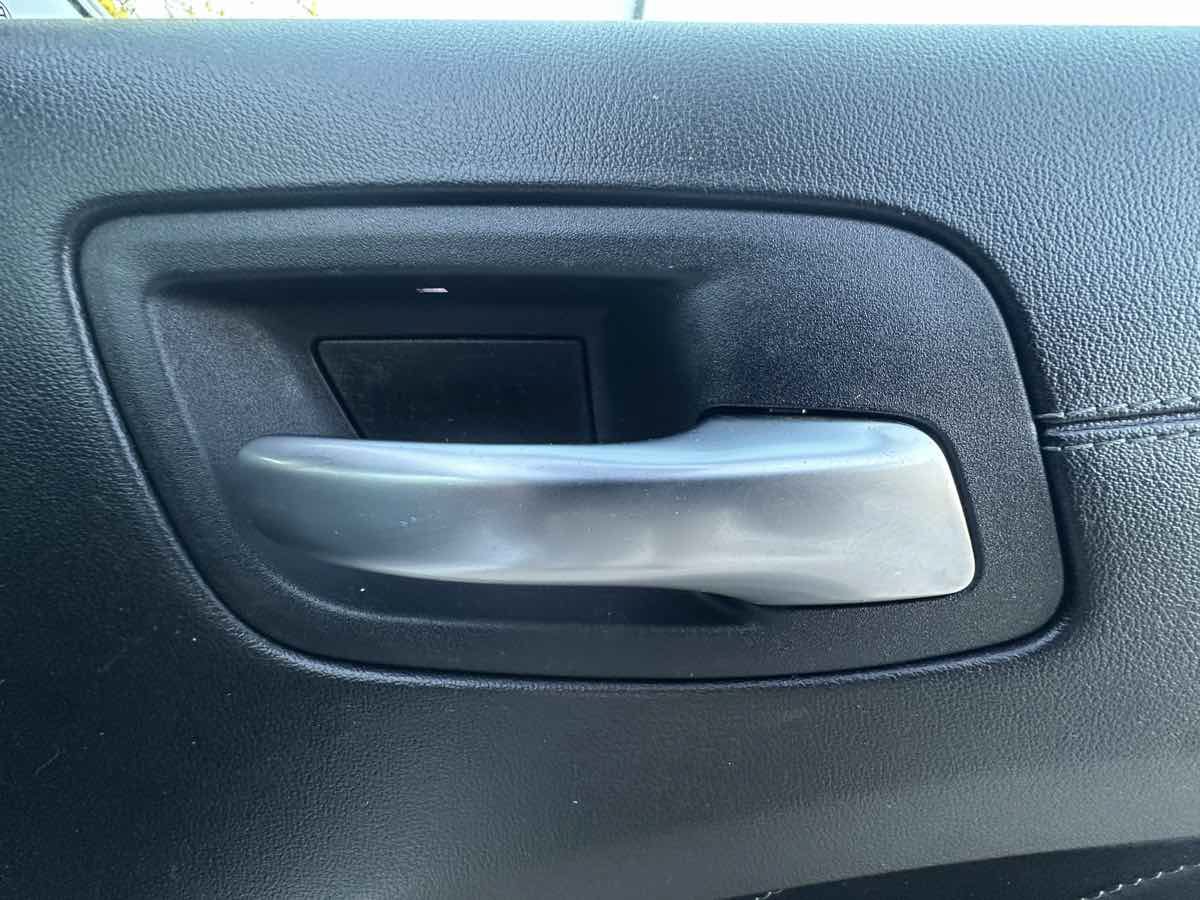 Used 2022 Dodge Charger SXT w/ Plus Group RWD image 35