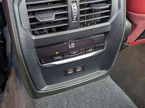 Used 2022 BMW 330i Sedan w/ Driving Assistance Package image 18