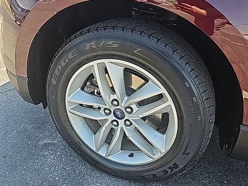 Used 2017 Ford Edge SEL w/ Equipment Group 201A AWD/4WD image 12