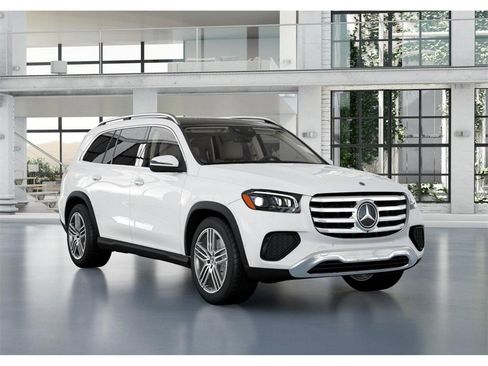 New 2026 Mercedes-Benz GLS 450 4MATIC image 10