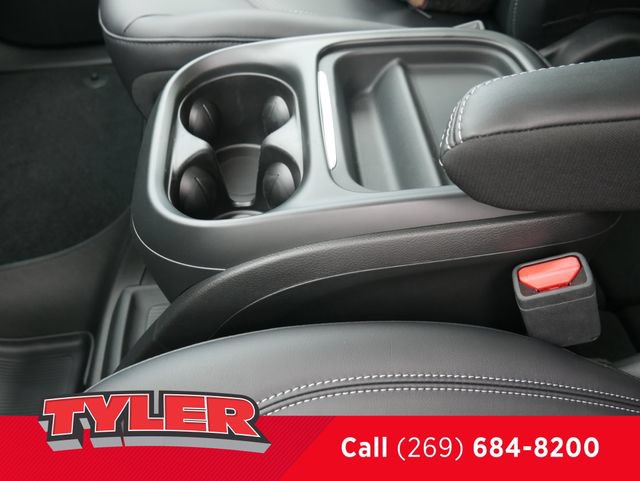 New 2027 Chrysler Pacifica Select FWD image 38