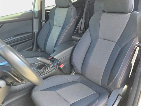 Used 2020 Subaru Crosstrek 2.0i Premium image 19