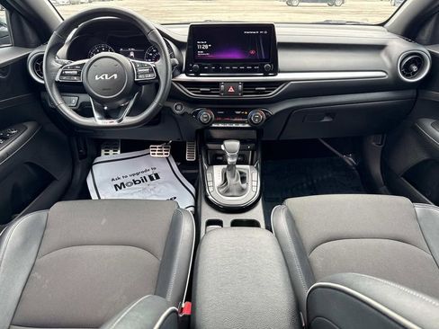 Used 2024 Kia Forte GT-Line w/ GT-Line Premium Package image 14