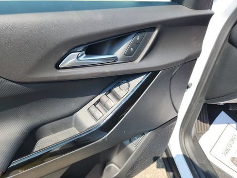 New 2027 Chevrolet Equinox RS AWD/4WD image 11
