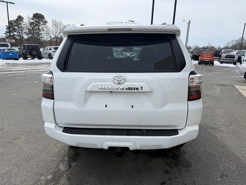 Used 2024 Toyota 4Runner SR5 Premium image 7