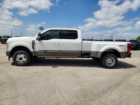 New 2026 Ford F350 King Ranch AWD/4WD image 3
