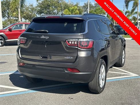 Used 2020 Jeep Compass Latitude image 6