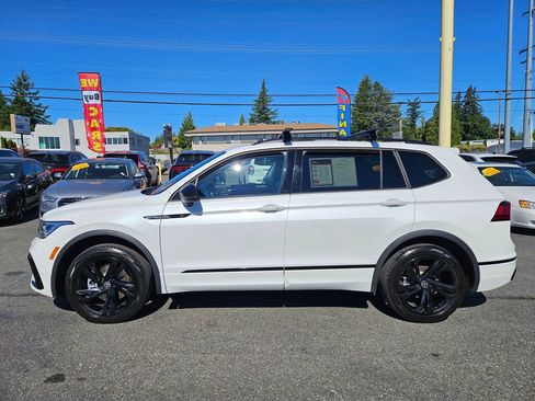 Used 2024 Volkswagen Tiguan SE R-Line AWD/4WD image 7